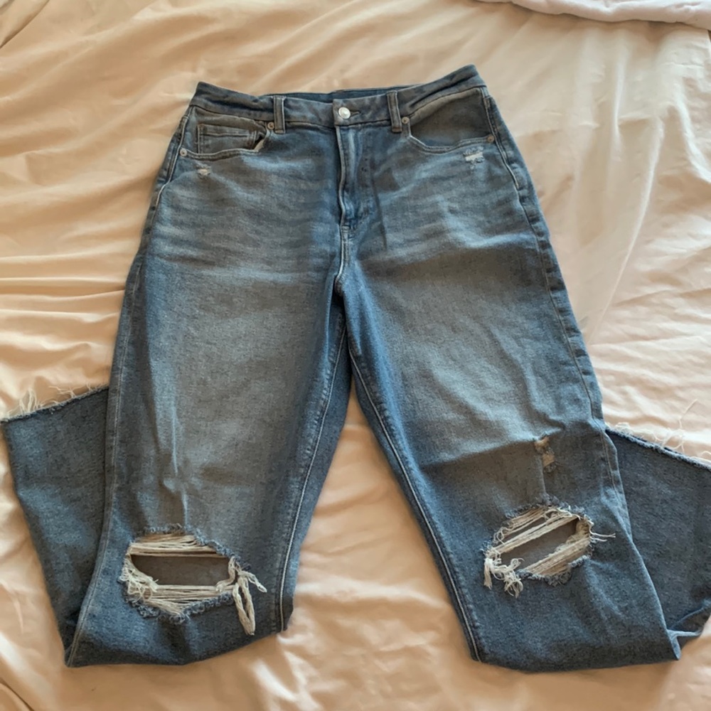 American Eagle CURVY mom jean